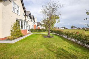 Photo 17- click for photo gallery